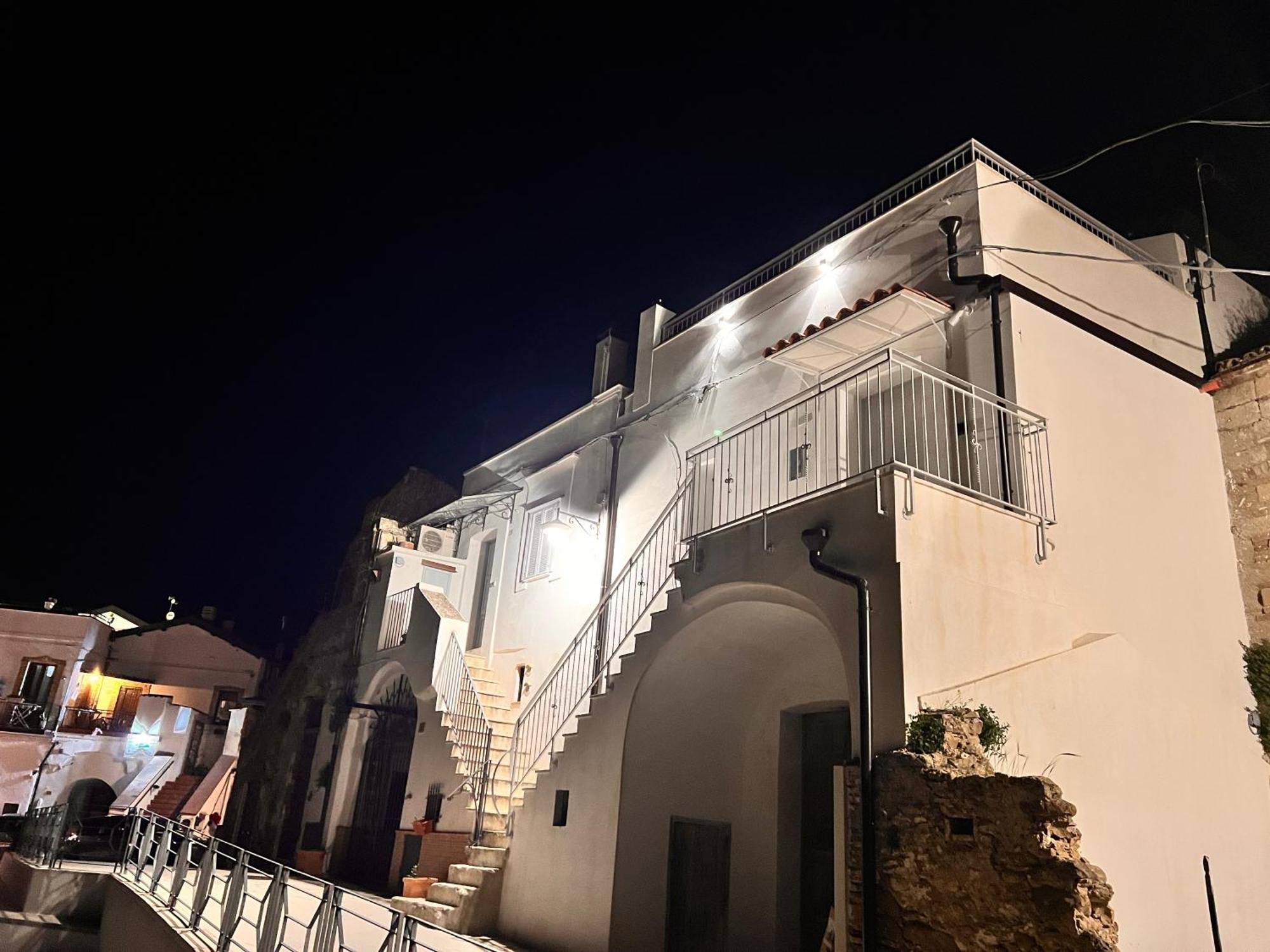 Casa Vacanze Luxury Bacio Di Luna Montalbano Ionico Екстер'єр фото